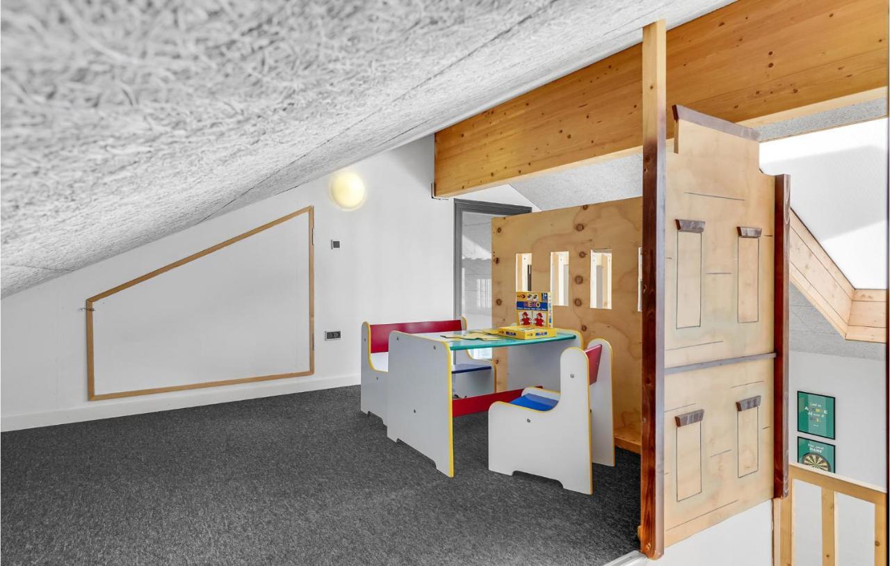 Nice Home In Tarm With Kitchen Exteriör bild